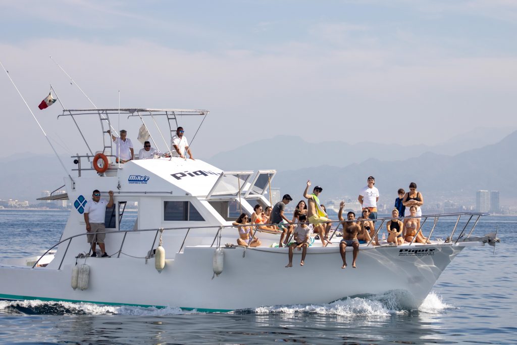 yacht charter in puerto vallarta