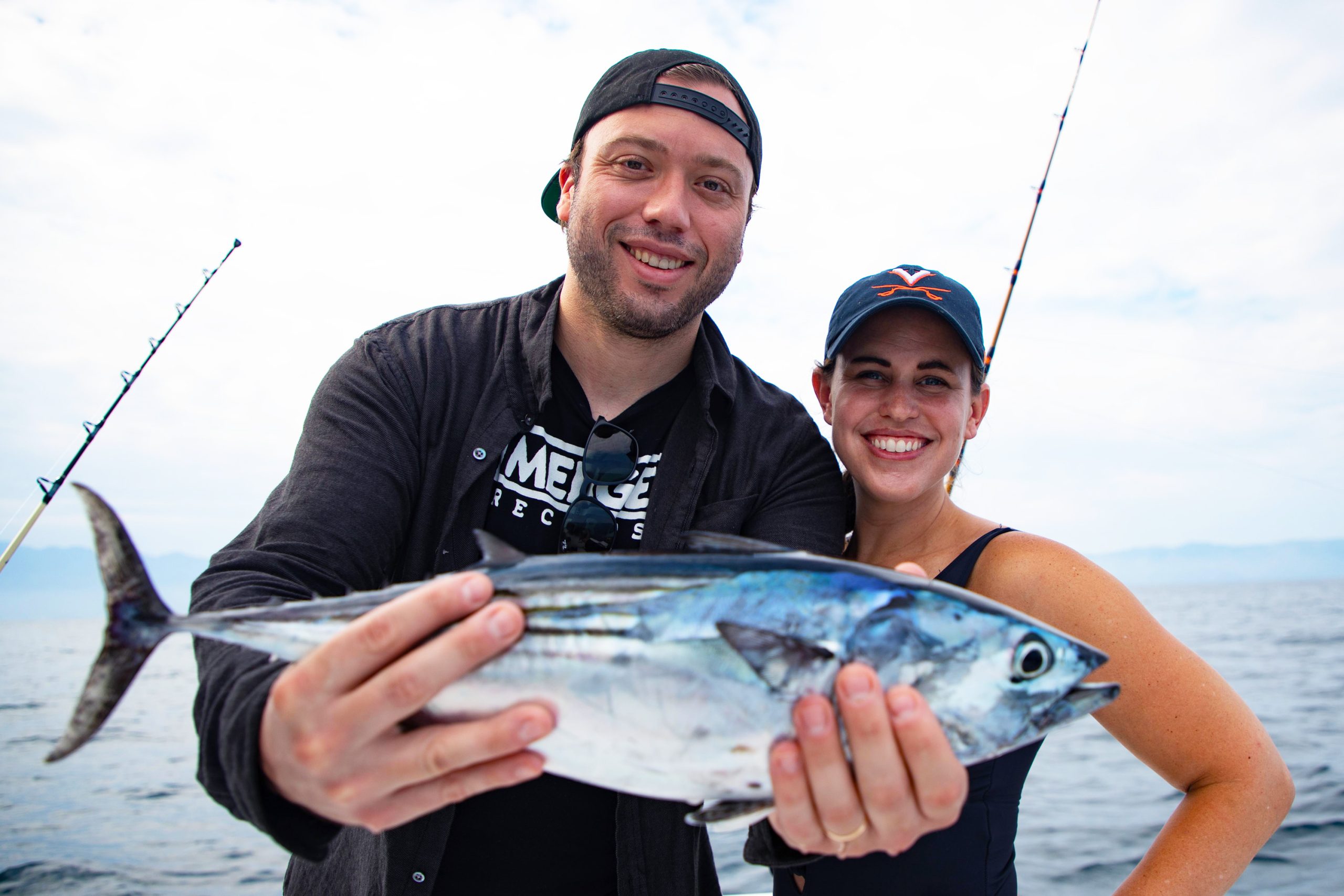 ¡Prepárate para lanzar tus líneas y explorar nuevas experiencias en la pesca!